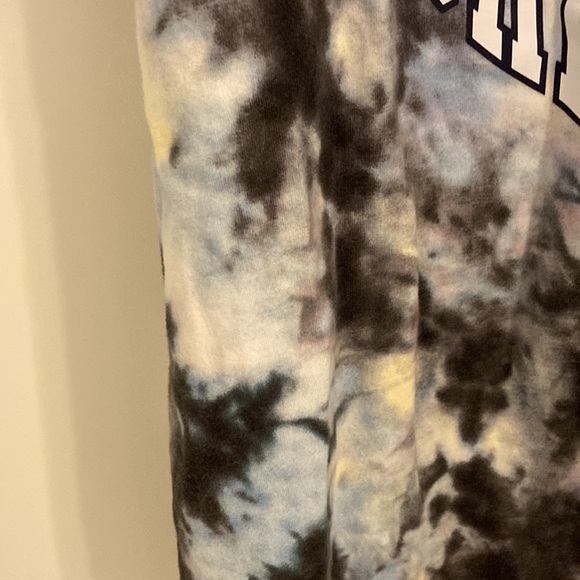 Hollister california oversized baggy tee - Picture 3 of 3